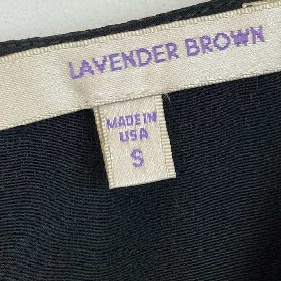 LAVENDER BROWN Silk Tie Waist Sleeveless Top in Black - Picture 9 of 12